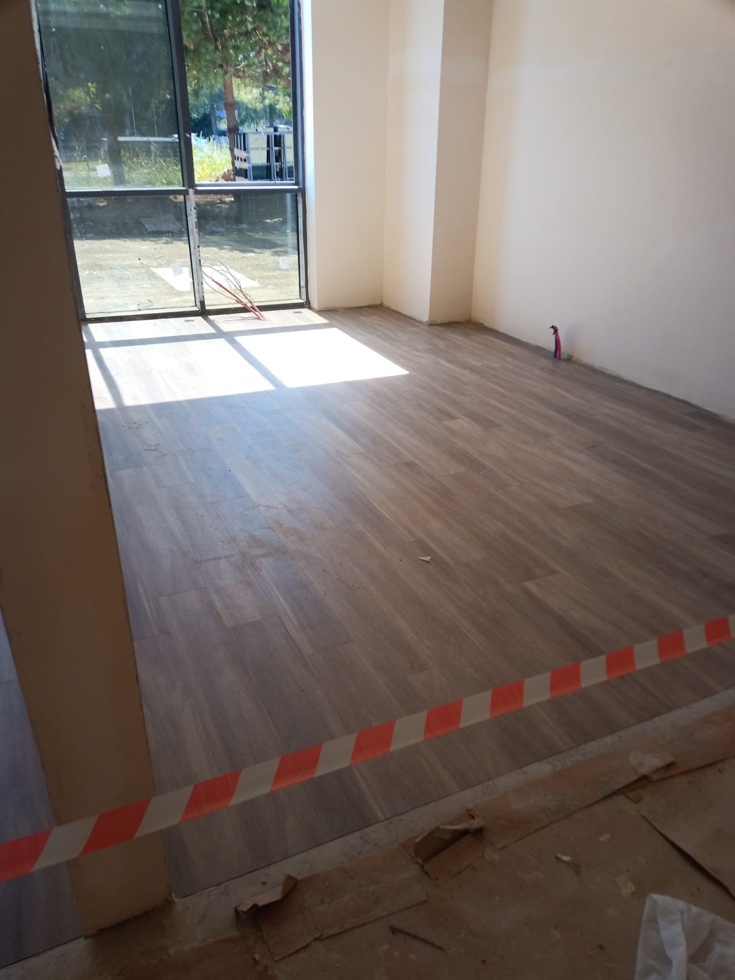 LVT Zemin Kaplama