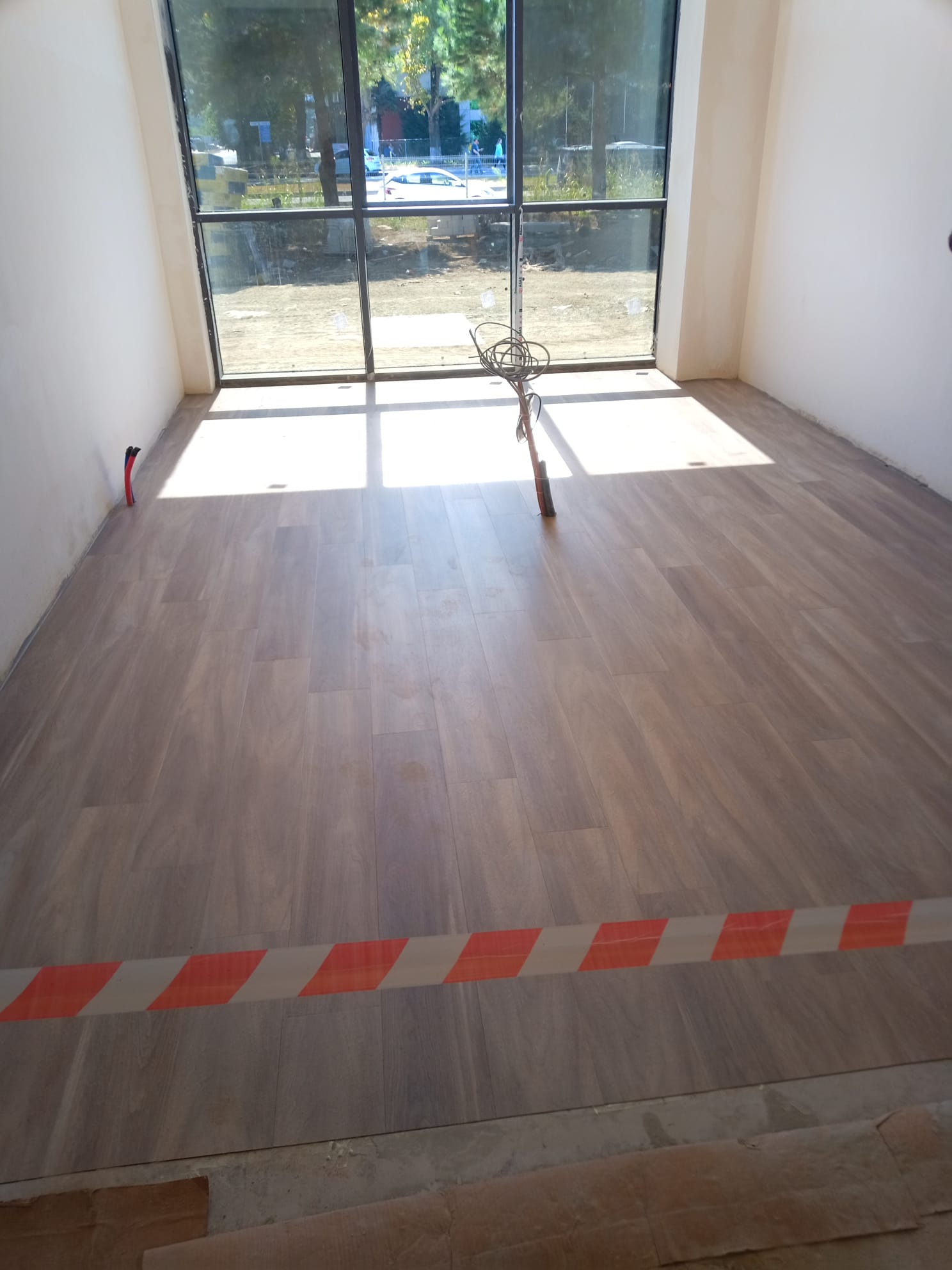LVT Zemin Kaplama