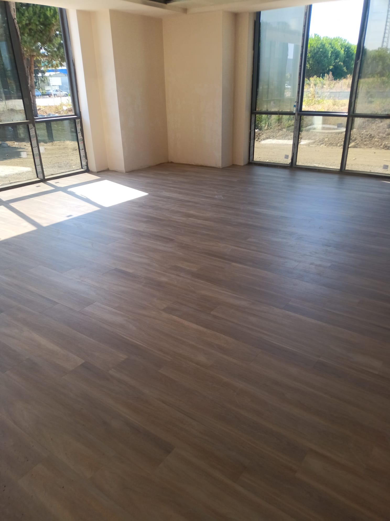 LVT Zemin Kaplama