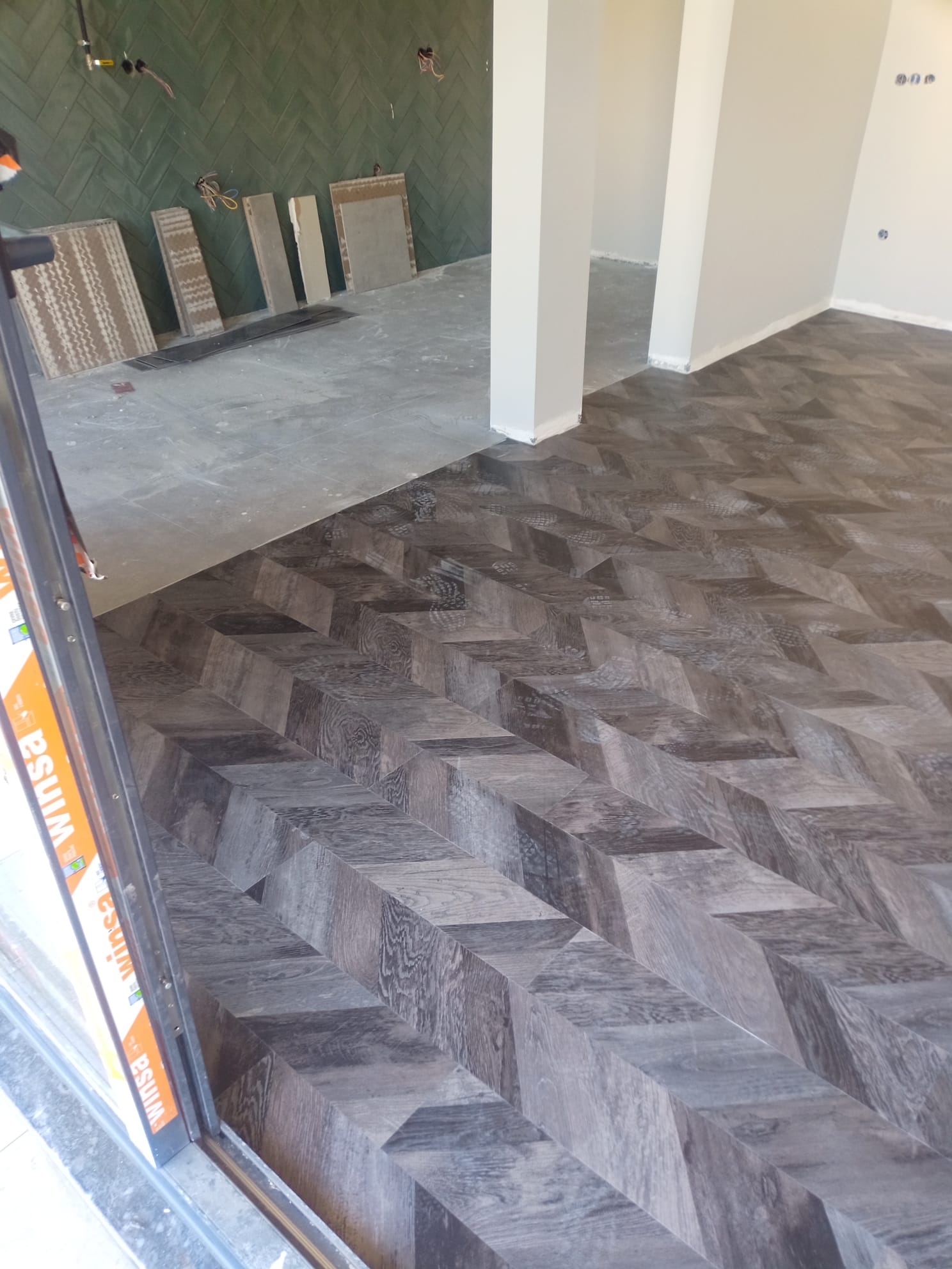 LVT Zemin Kaplama
