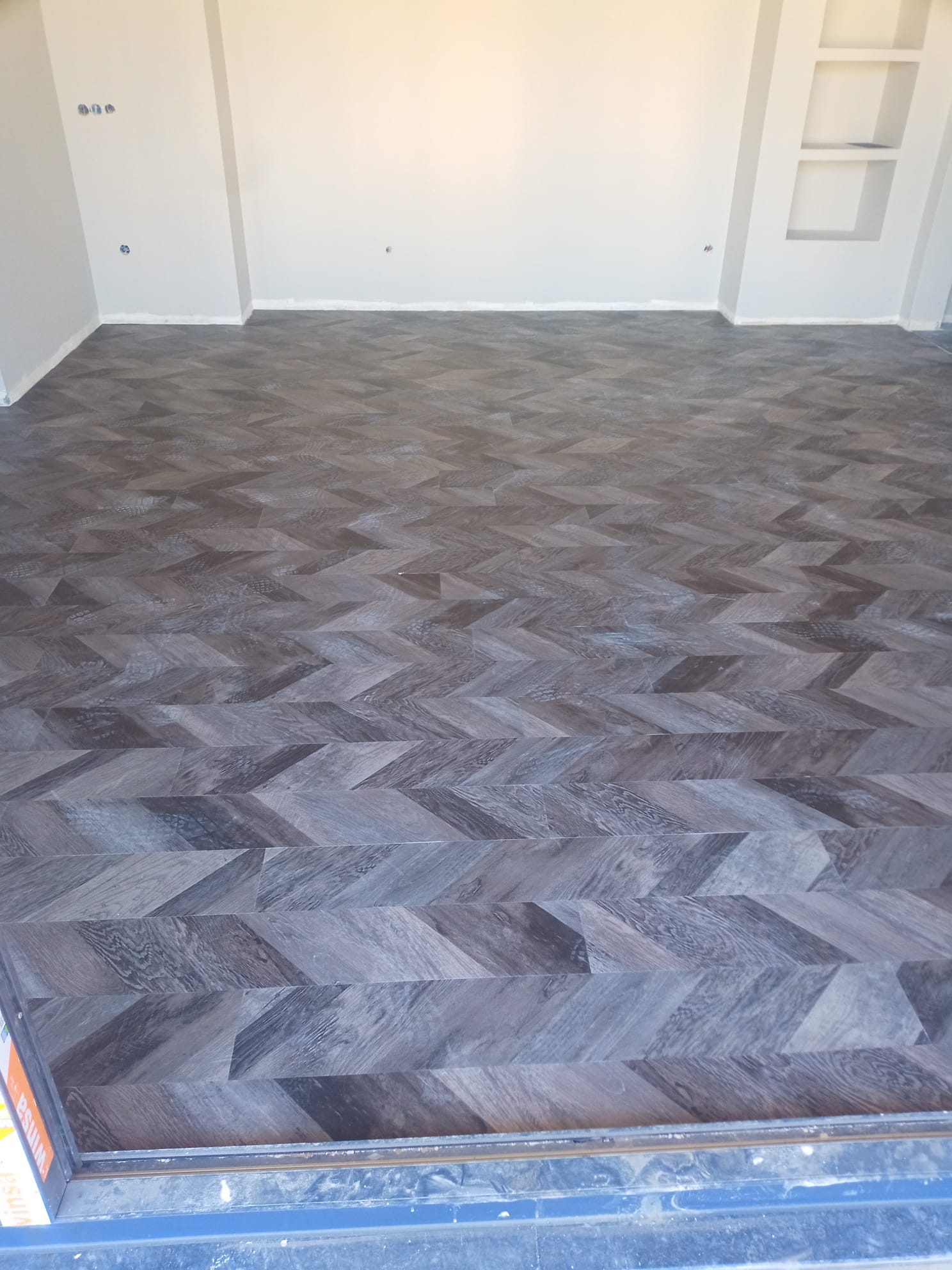 LVT Zemin Kaplama
