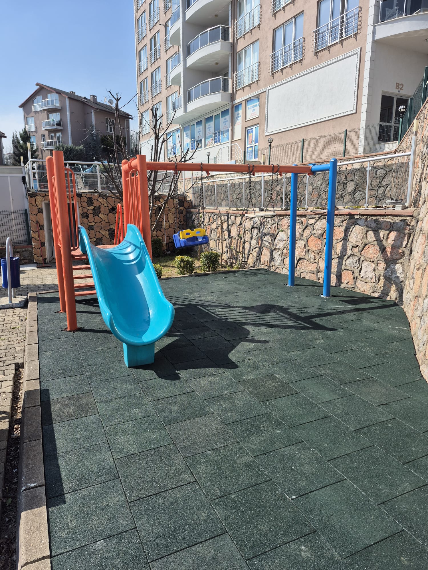 Çocuk Parkı Kaucuk Kaplama