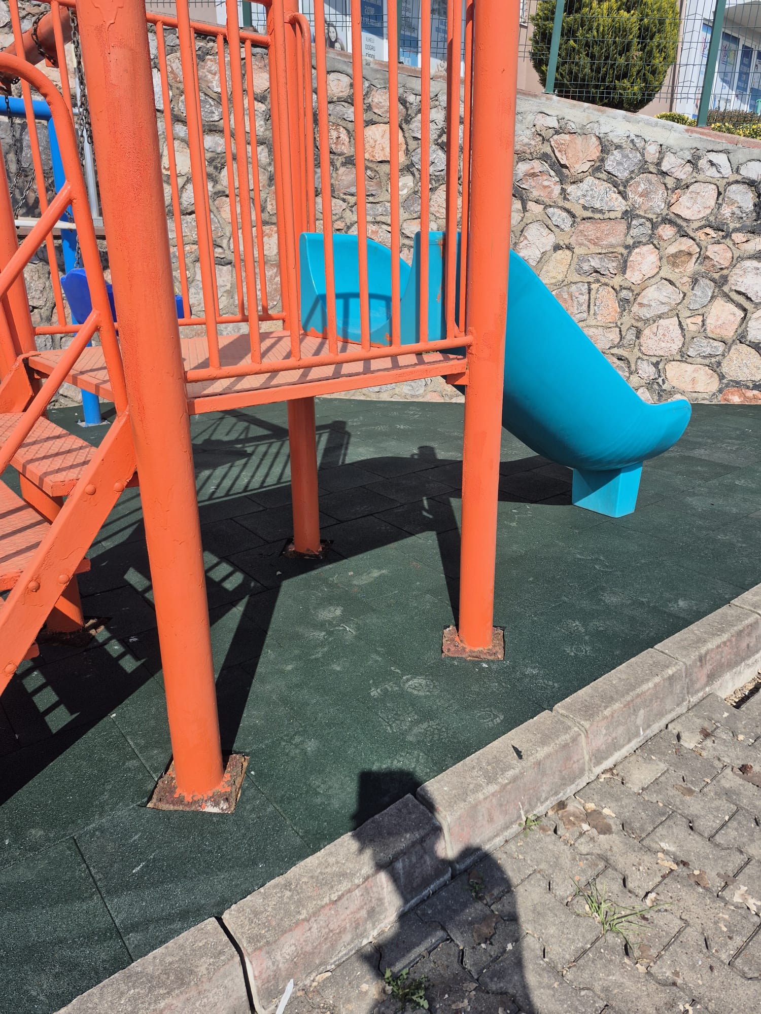 Çocuk Parkı Kaucuk Kaplama