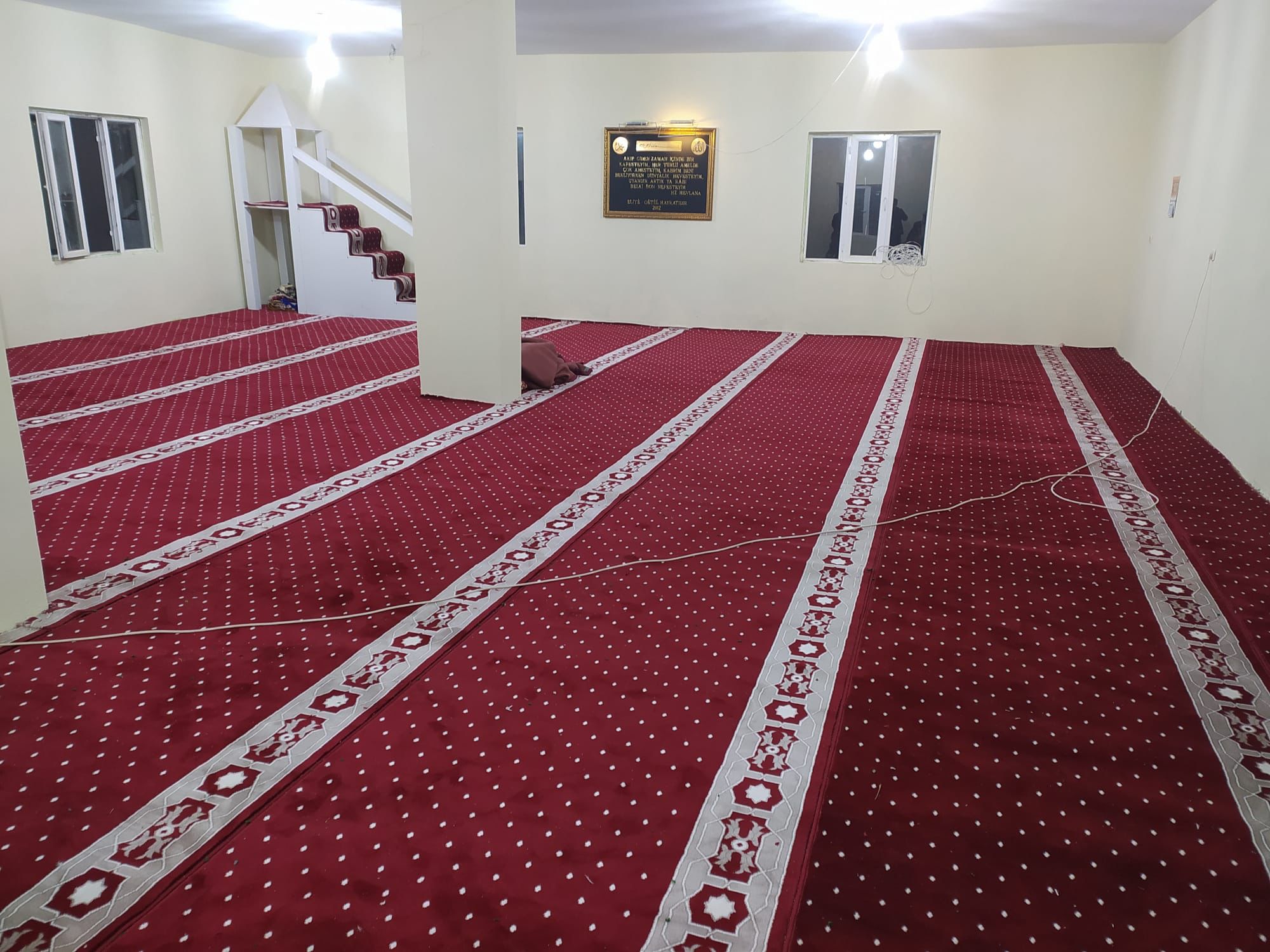 Mescit Halı Kaplama